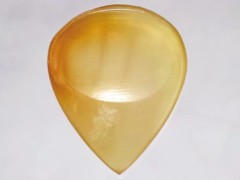 Animals Pedal Wild Picks (CHR-TD-D-BR) Cow Horn Tear Drop Dent Brown 3mm