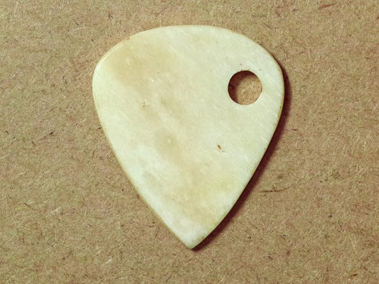 Animals Pedal Wild Picks (RAHR-TD-N-WH-SH-S) Ram Horn Tear Drop White Side Hall Small 2mm