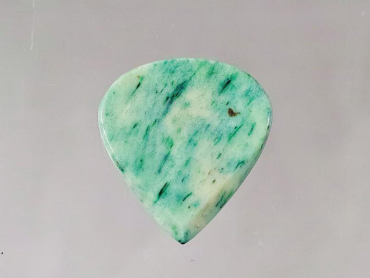 Animals Pedal Wild Picks (CB-JP-N-GR-S-2.0) Cow Bone Jazz Pick Green Small 2mm