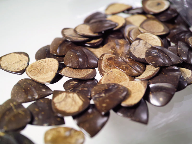 Animals Pedal Wild Picks (CO-TD-DD-BR-3.0) Coconut Tear Drop Double Dent Brown 3mm