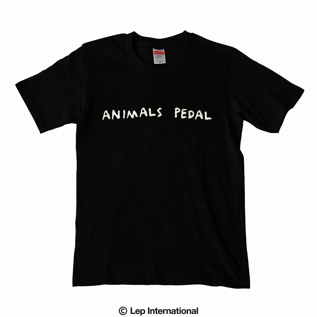 Animals Pedal Custom Illustrated Tシャツ by 文 "黒セーラー"